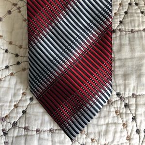Louis Vuitton mens tie#authentic #likenew#100%silk